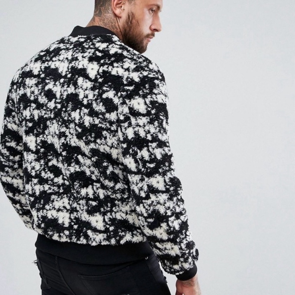 Men's Black and White Patterned Jacket
